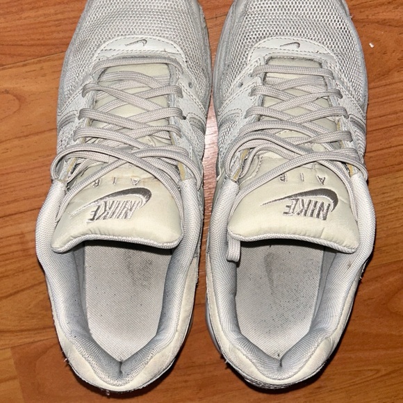 NIKE AIR MAX SIZE 8W - Picture 2 of 6